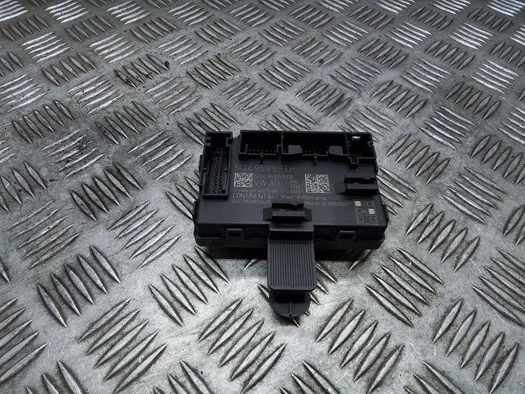 Door control unit/module 5Q4959593R