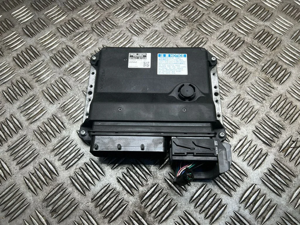 Engine control unit/module 8966147C20