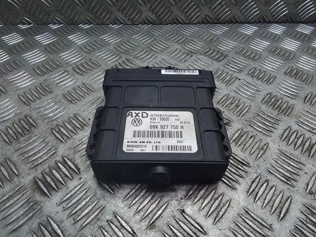 Pārnesumkārbas vadības bloks – Volkswagen Transporter - Caravelle T5 (2003-2015)