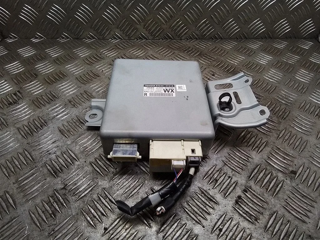 Power steering control unit/module – Toyota Prius+ (ZVW40) (2011-2018)