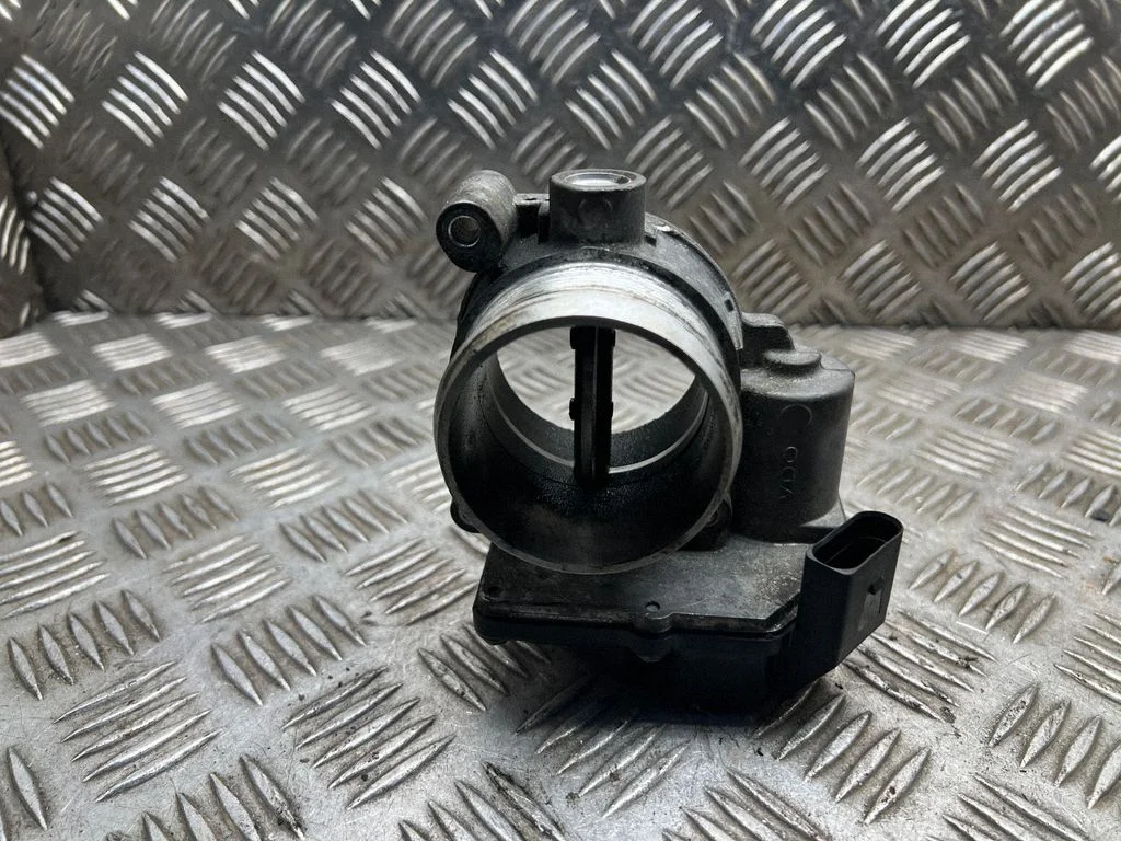 Throttle valve – Volkswagen Transporter - Caravelle T5 (2003-2015)