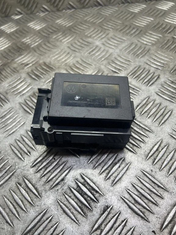 Ignition lock – Volkswagen Passat CC (2008-2016)