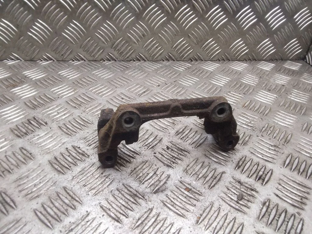 Brake caliper pad carrier rear – Volvo C30 (2007-2010)