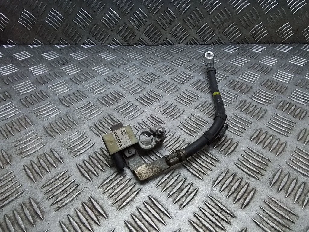 Negative earth cable (battery) – Volvo V60 (2013-2018)
