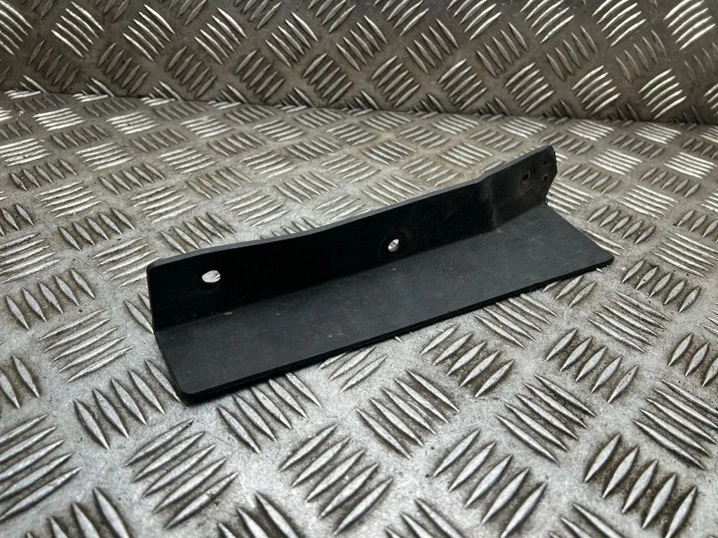 Priekšējais dubļusargs 508394EA0A