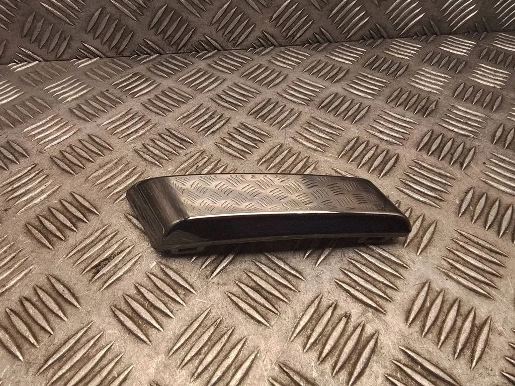 Atrapa przednia (grill) – Suzuki Vitara (LY) (2015-)