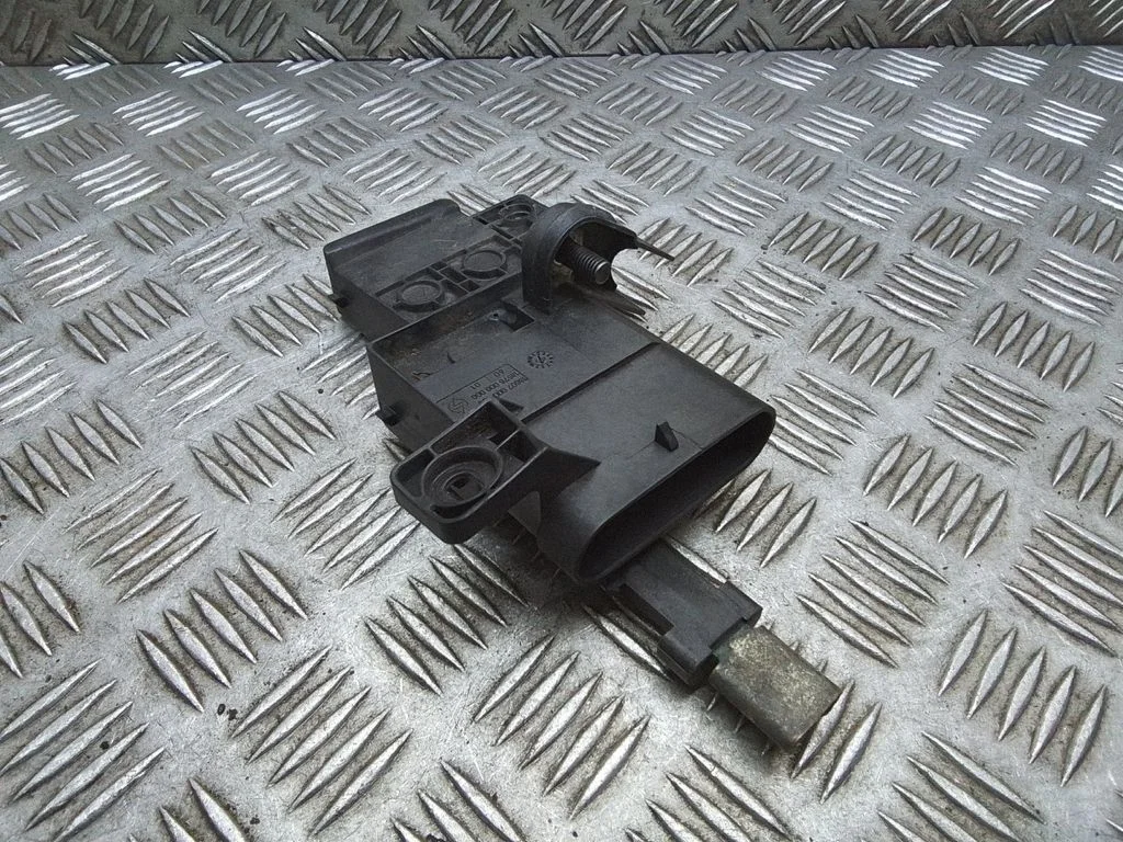 Positive wiring loom – BMW 7 Series E65 E66 (2001-2008)