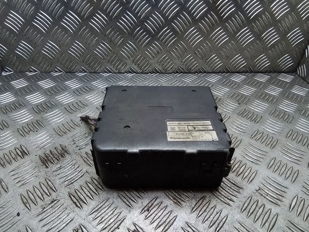 Brake system control unit/module – Toyota Prius (XW20) (2003-2009)