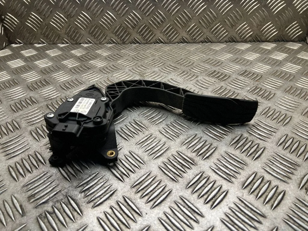 Accelerator throttle pedal – Renault Scenic IV - Grand scenic IV (2016-)