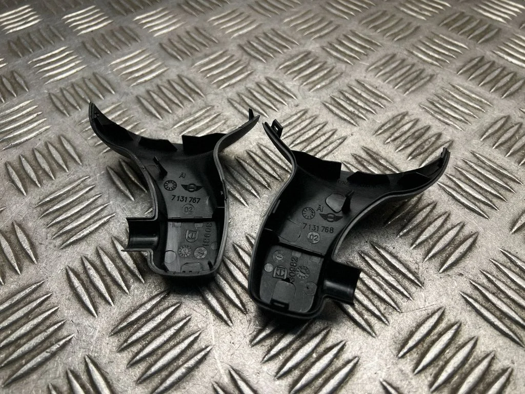Plastic wing mirror trim cover 7131767