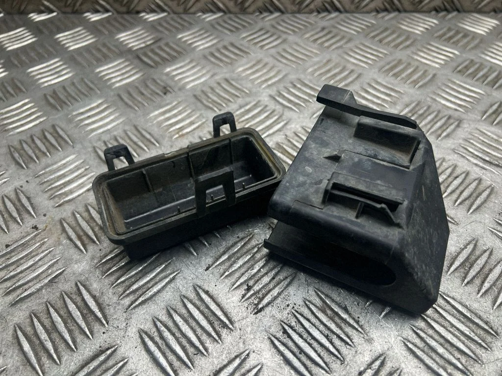 Drošinātāju kārba (komplekts) 2755704