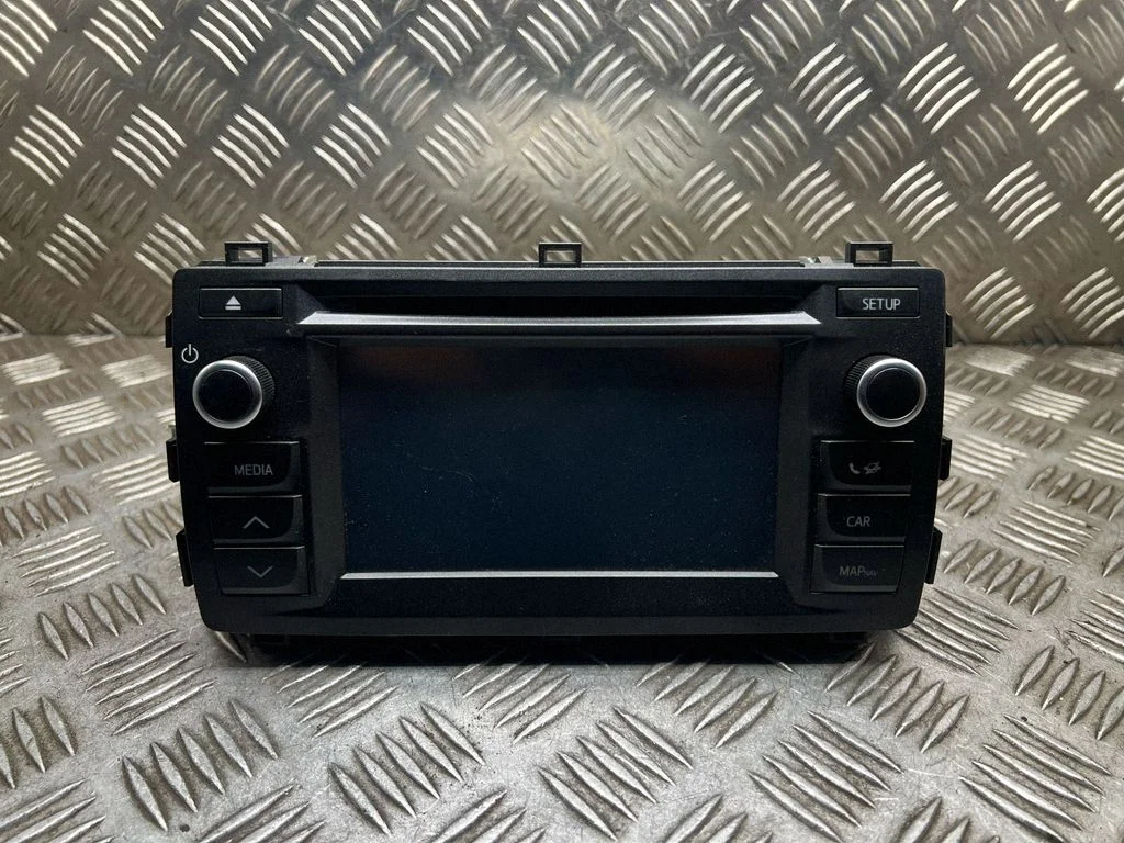 Radio/CD/DVD/GPS head unit – Toyota Auris E180 (2012-2018)