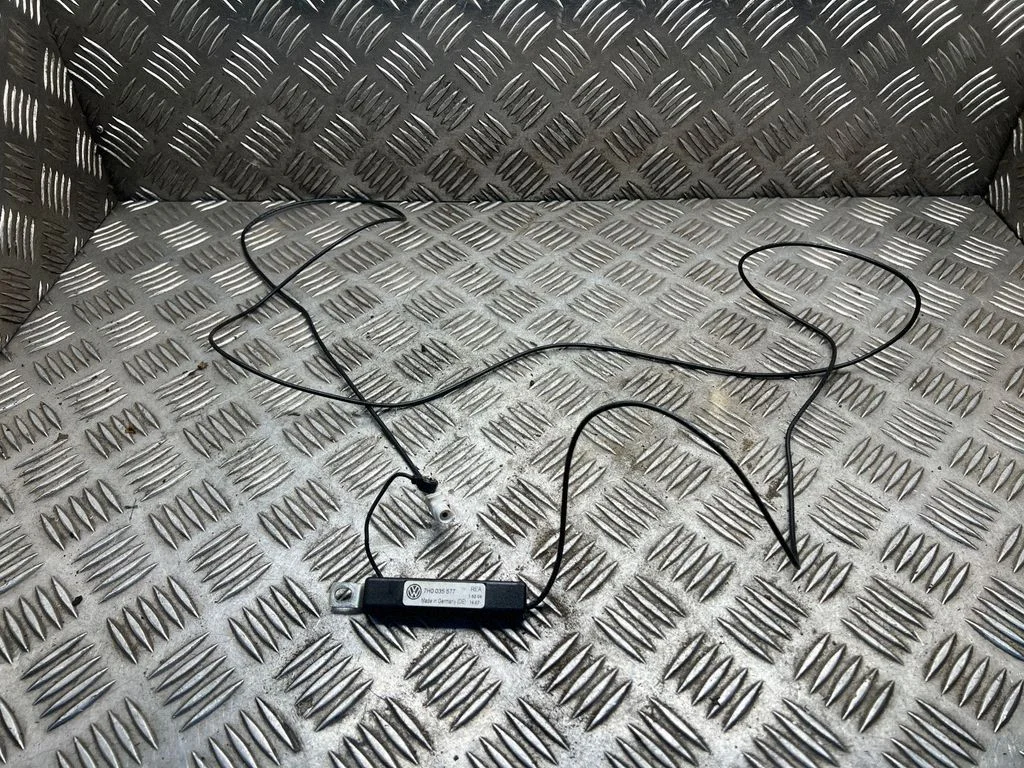 Antenas pastiprinātājs – Volkswagen Transporter - Caravelle T5 (2003-2015)