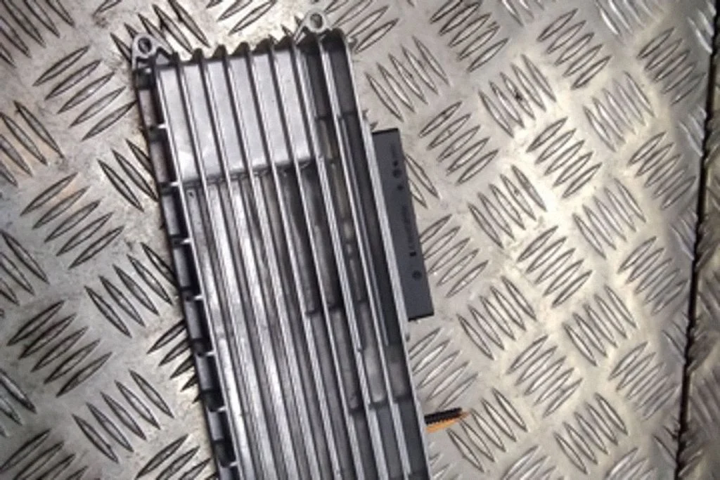 Sound amplifier – Audi A6 Allroad C6 (2006-2011)
