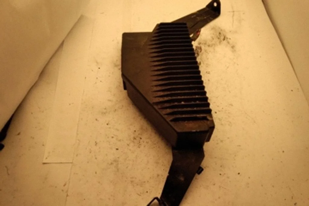 Sound amplifier – Volvo S80 (2004-2006)