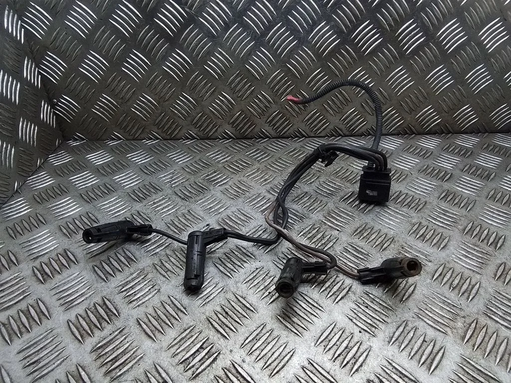 Eelsüüteküünalde juhtmed – Mini Cooper Countryman R60 (2011-2016)