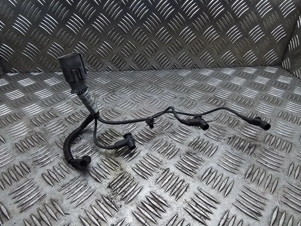 Eelsüüteküünalde juhtmed – Ford Kuga II (2013-2019)