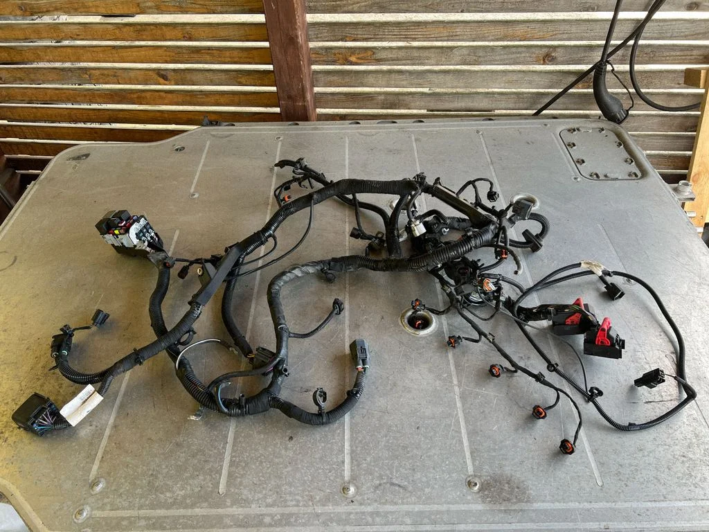 Motora vadu instalācija 31327278
