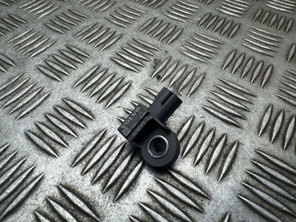 Drošības spilvenu trieciena sensors – Volvo XC90 (2014-)