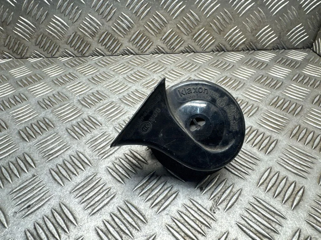 Horn signal – BMW 5 Series F10 F11 (2009-2016)