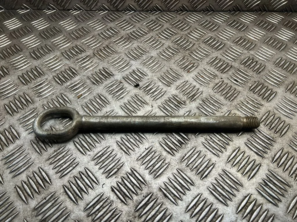 Towing hook eye – Volkswagen Transporter - Caravelle T5 (2003-2015)