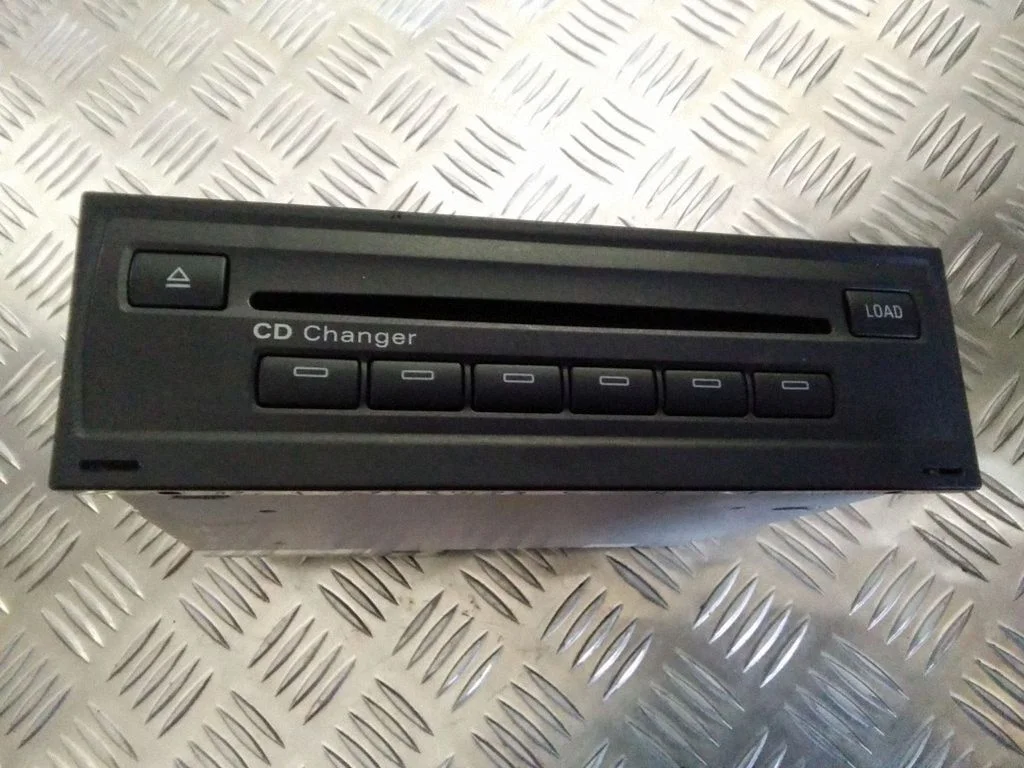 CD/DVD changer – Audi A6 Allroad C6 (2006-2011)