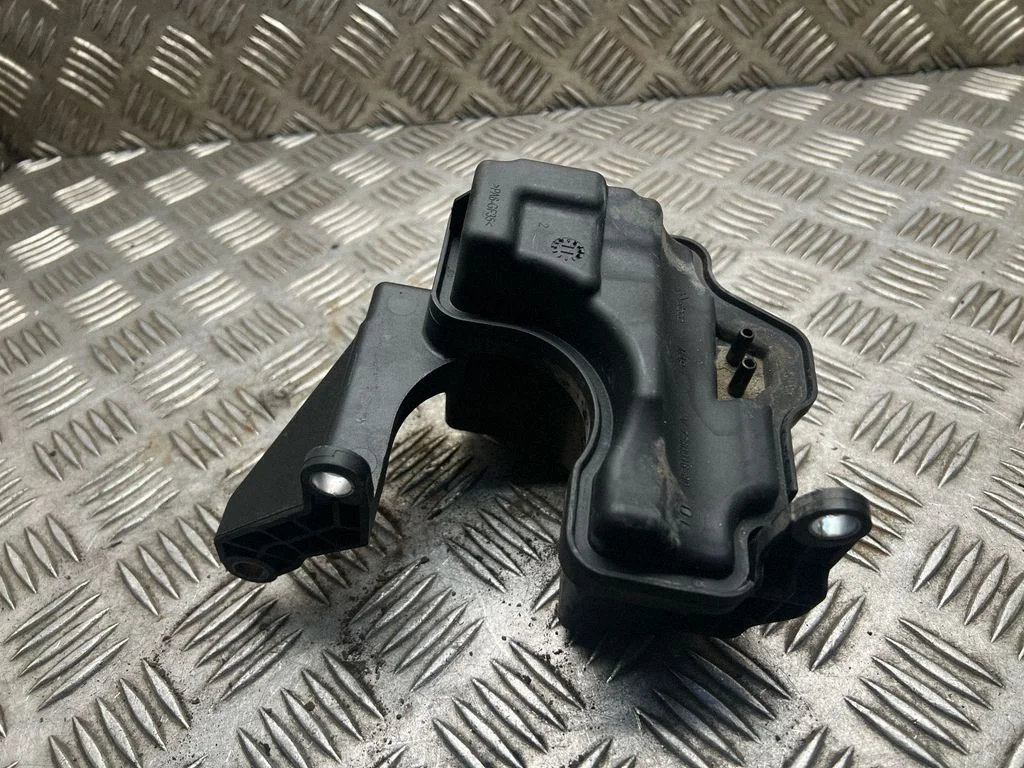 Vakuuma gaisa tvertne 7560916