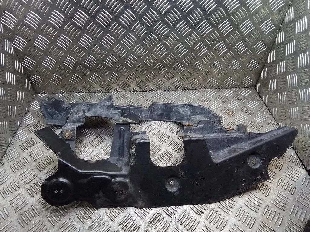 Eesmise vedrustuse põhjakaitse – BMW X5 F15 (2013-2017)