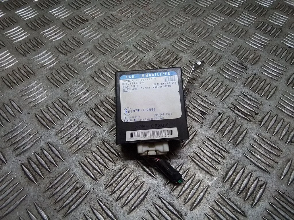 Imobilaizera vadības bloks – Toyota Corolla Verso E121 (2001-2004)