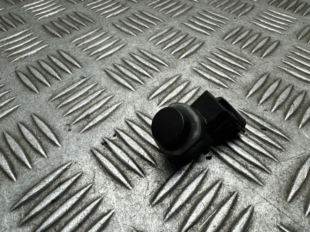 Parking PDC sensor – Toyota Auris E180 (2012-2018)