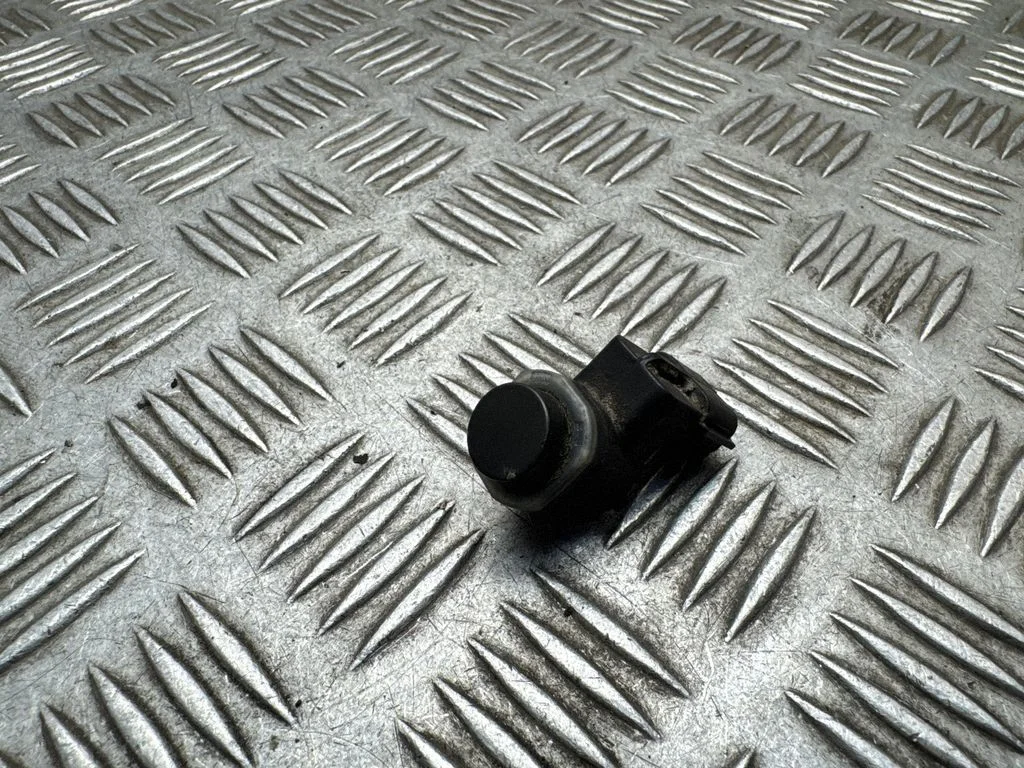 Parking PDC sensor – Toyota Auris E180 (2012-2018)