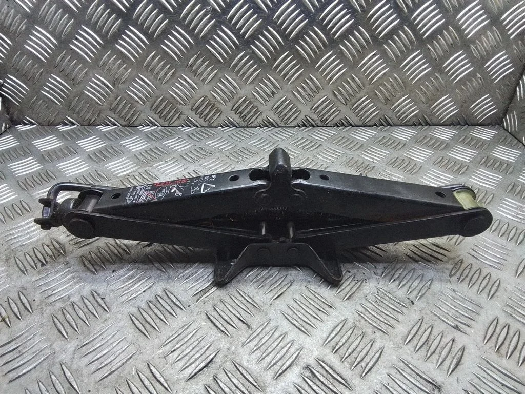 Domkrats 8200153953