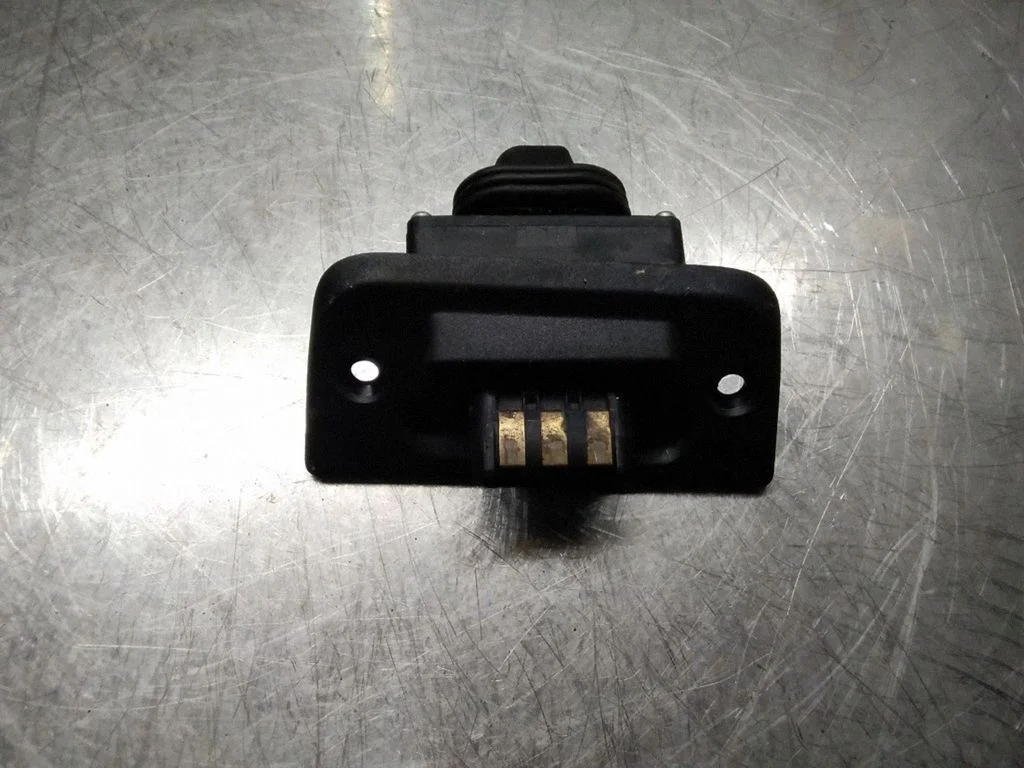 Sliding door contact joint – Volkswagen Transporter - Caravelle T5 (2003-2015)