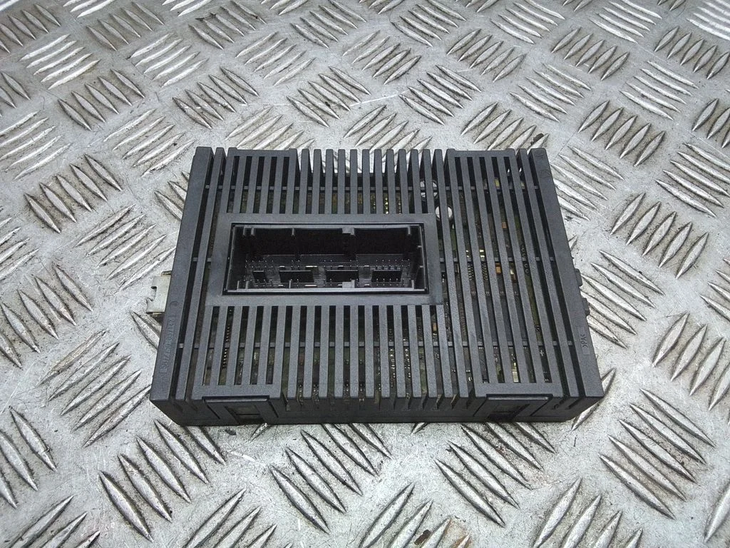 Tulede moodul (LCM) – BMW 7-seeria E65 E66 (2001-2008)