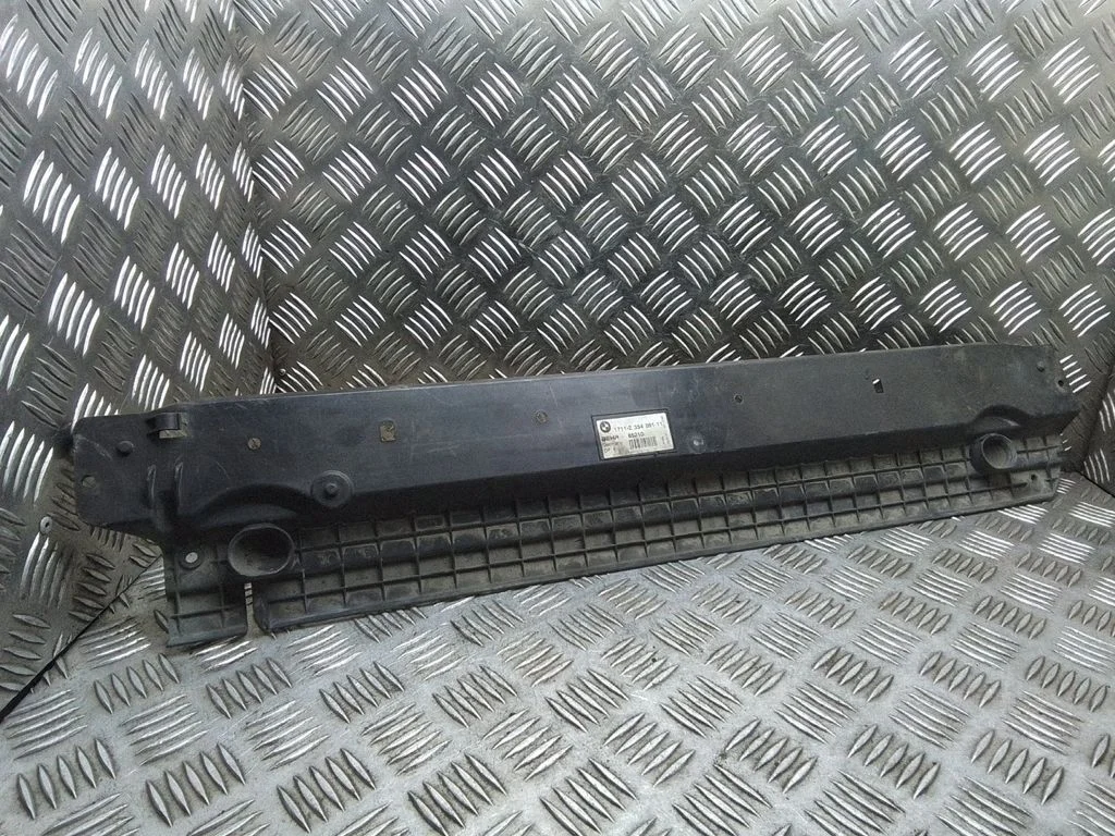 Radiatoru apdare – BMW 7. sērija E65 E66 (2001-2008)