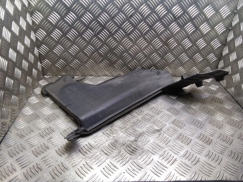 Radiatoru apdare – Nissan Leaf I (ZE0) (2010-2017)