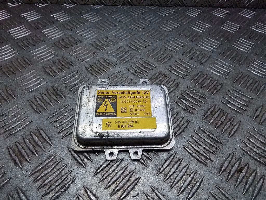 Headlight ballast module Xenon – BMW 7 Series E65 E66 (2001-2008)