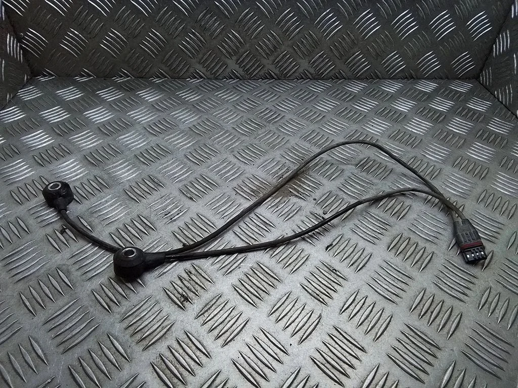 Czujnik spalania stukowego – BMW Seria 3 E90 E91 (2005-2012)