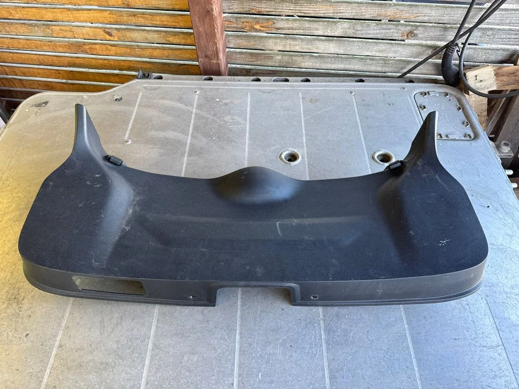 Tailgate trim – Nissan Qashqai (2014-2016)