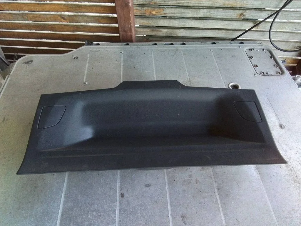 Tailgate trim 9801895277