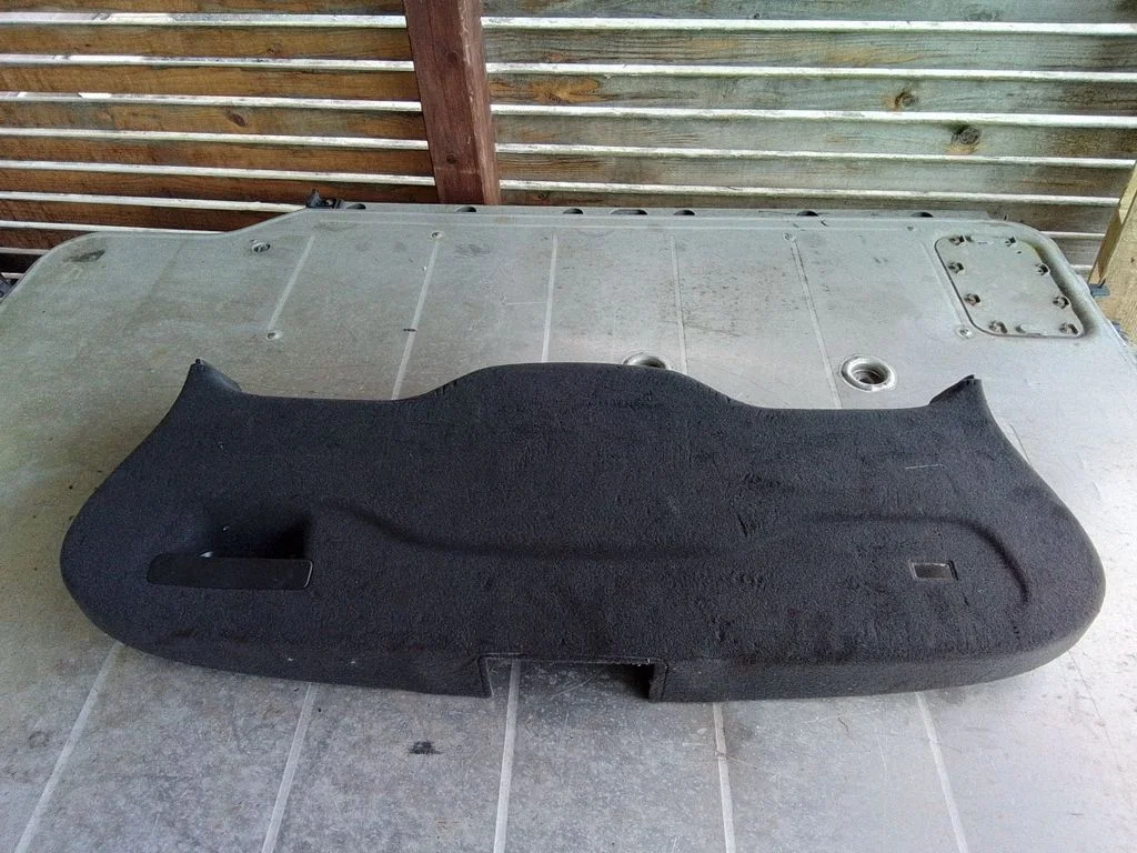 Aizmugurējā vāka apdare 31271727