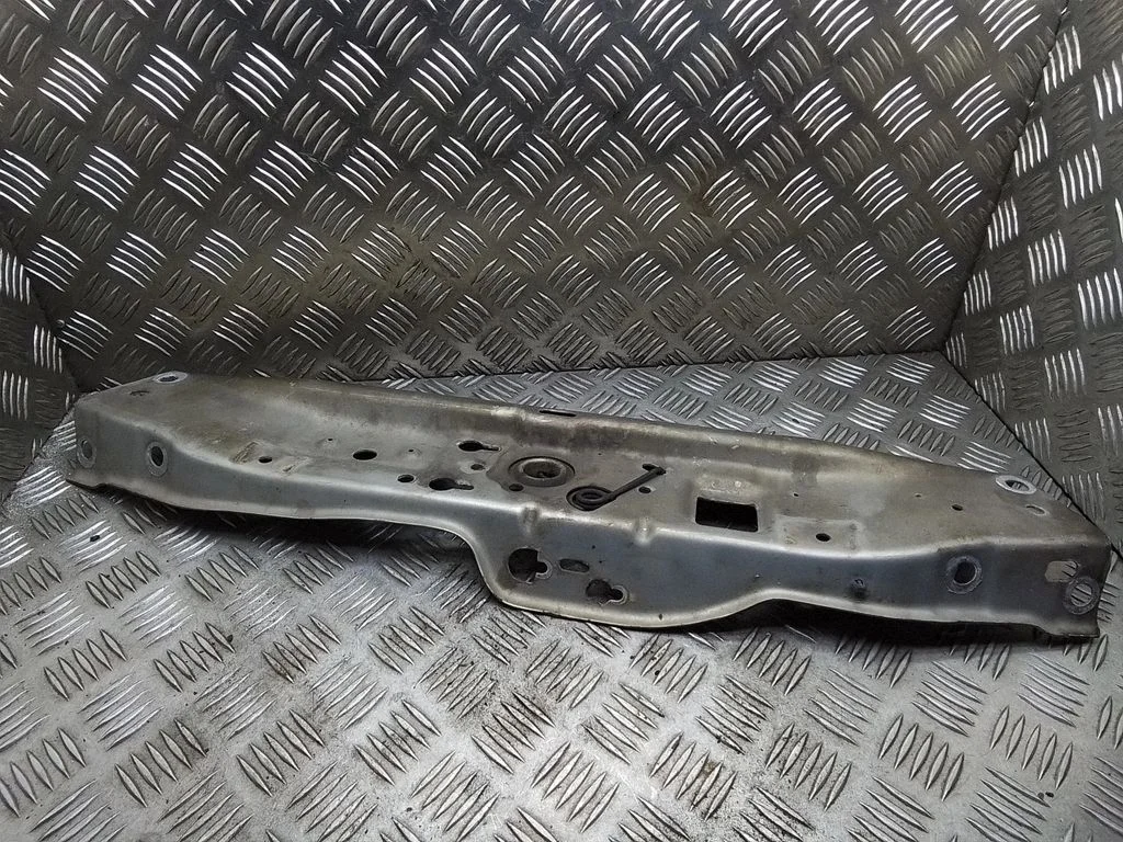Top upper radiator support slam panel – Opel Zafira B (2005-2014)