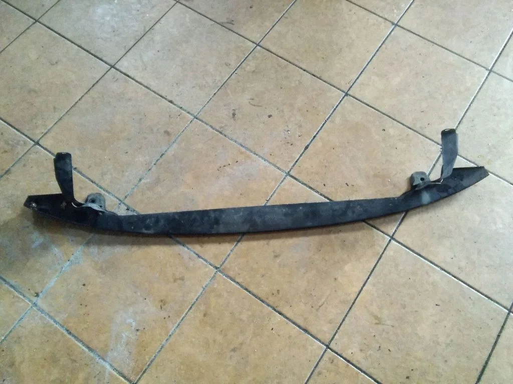 Bottom radiator support slam panel – Volkswagen Golf IV (1998-2005)