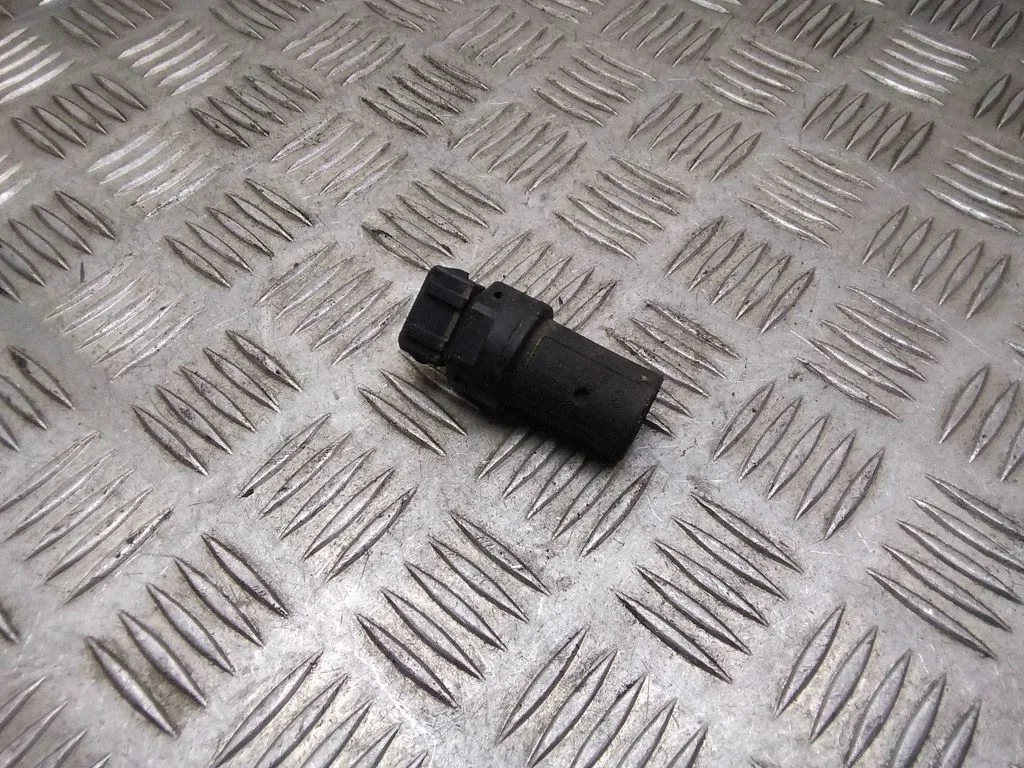 Ātruma sensors (spidometra sensors) 357919149