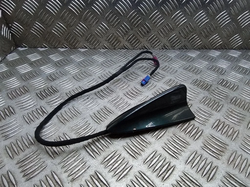 Antenn (GPS-antenn) – BMW 7-seeria E65 E66 (2001-2008)