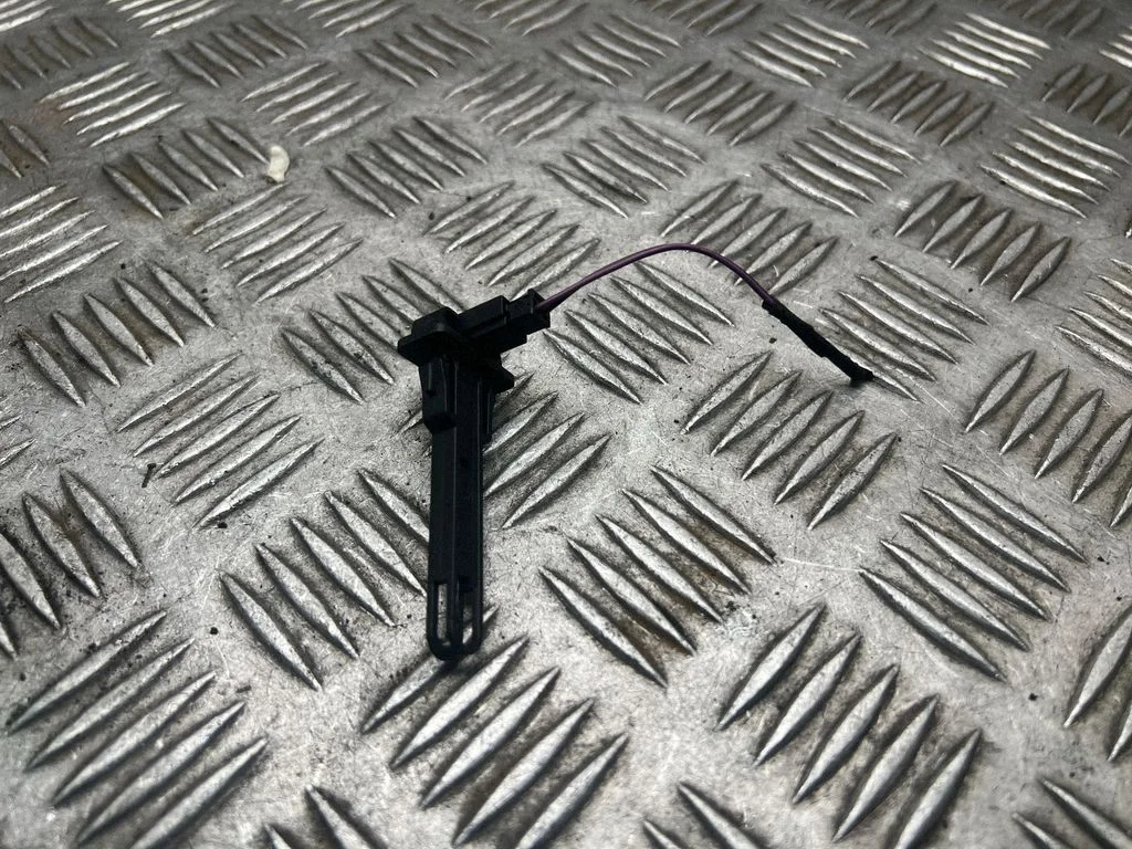 Salona temperatūras sensors 9116269