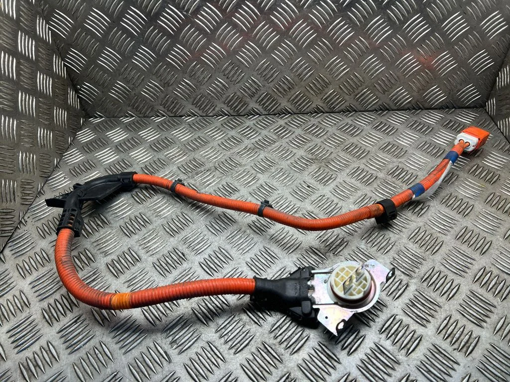 Muud juhtmed / juhtmestik – Toyota Prius (XW30) (2009-2015)