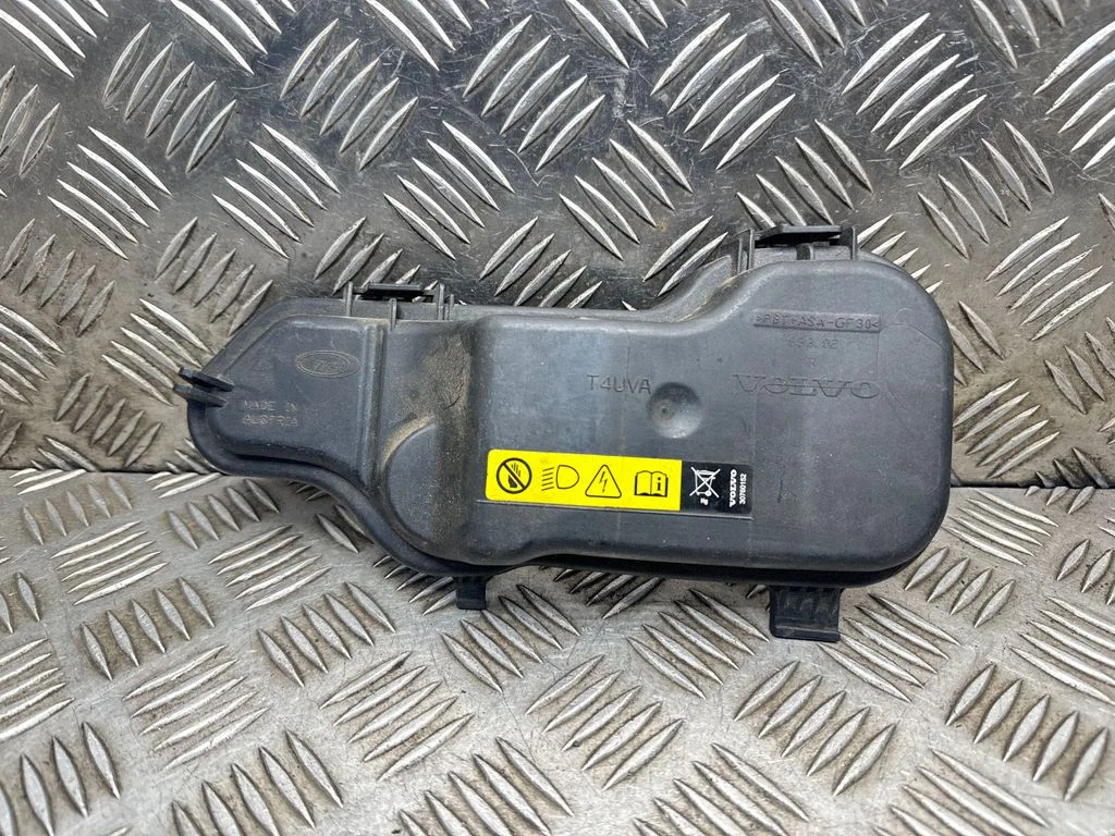 Pokrywa reflektora 30760152