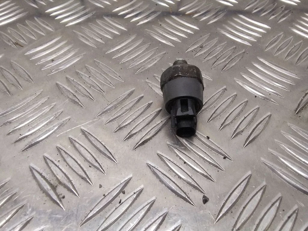 Eļļas spiediena sensors 401742