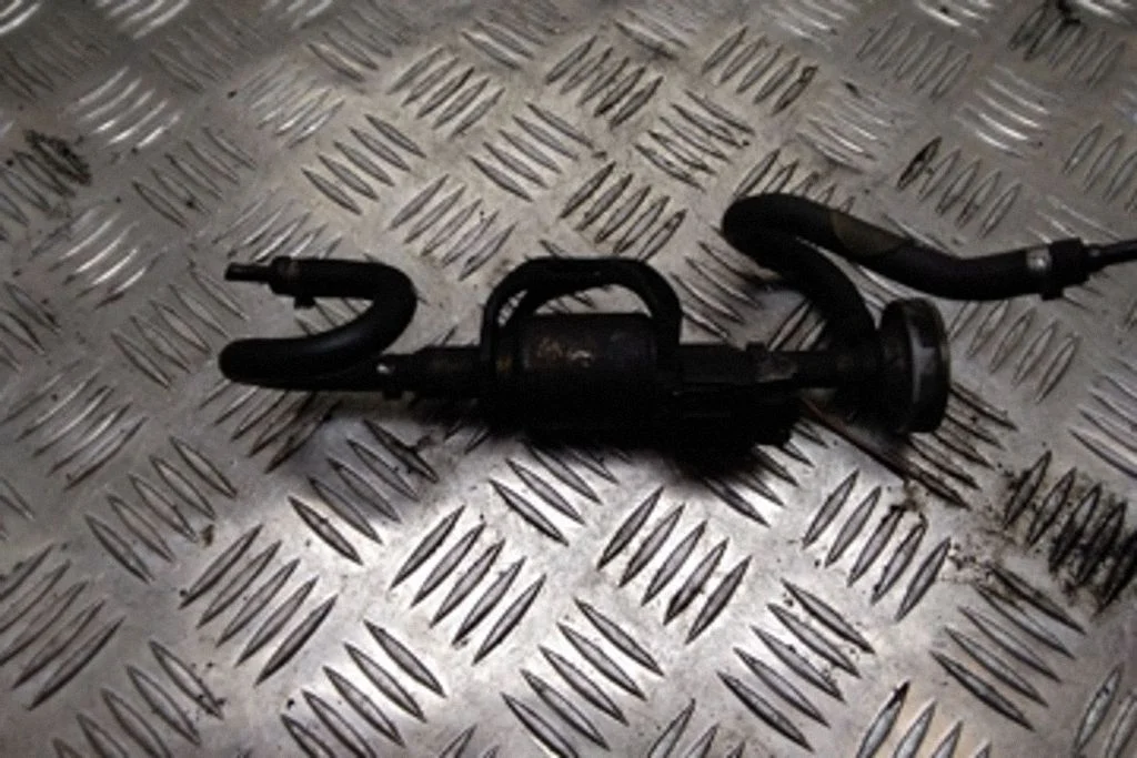 Webasto auxiliary heater fuel pump 89372A